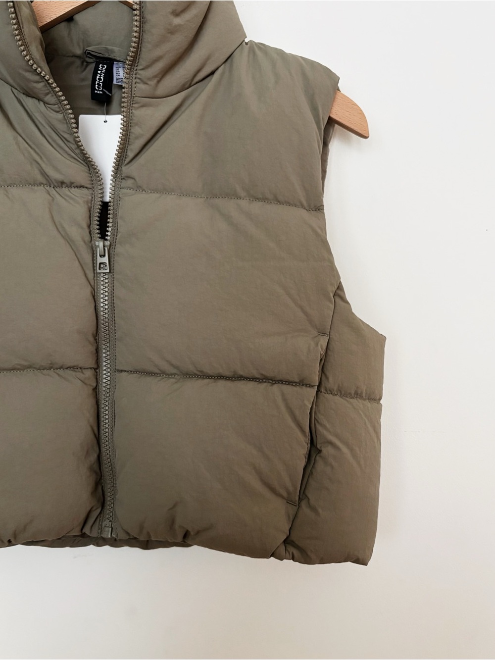 H&M Cropped Puffer Vest in Khaki Green Size XS - Picture 2 of 4